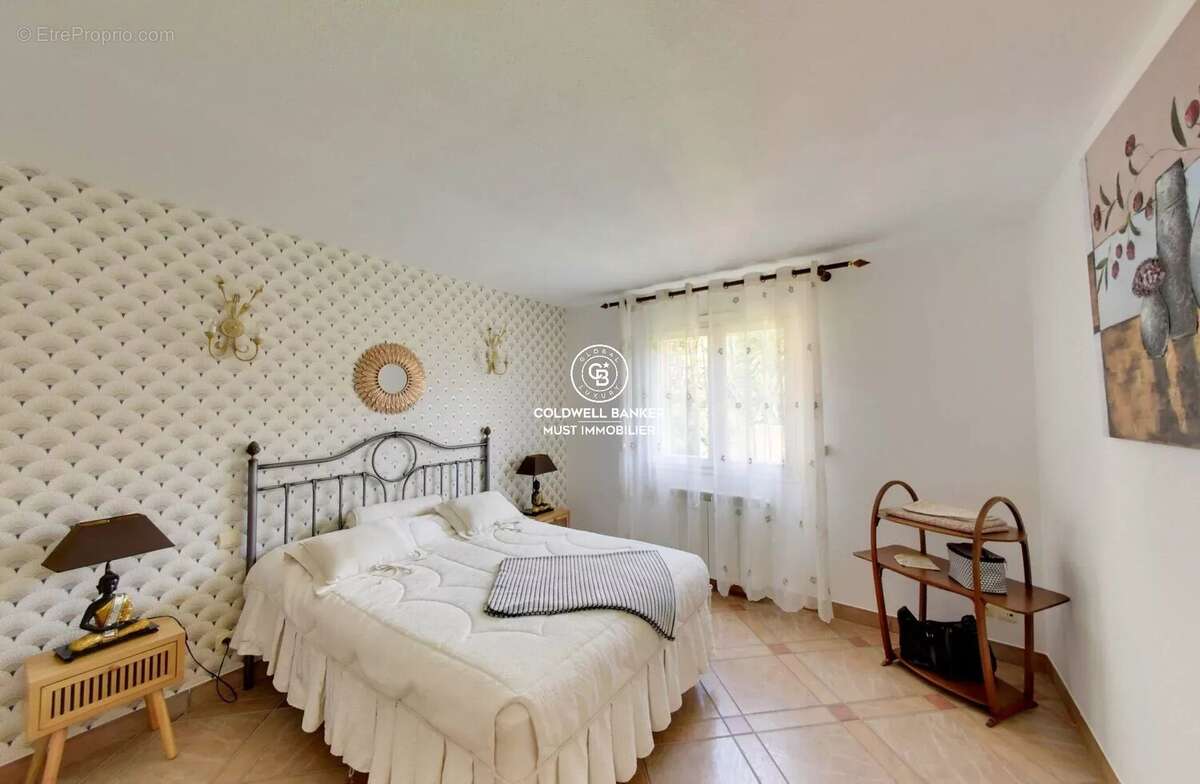 Maison à SAINT-CYPRIEN