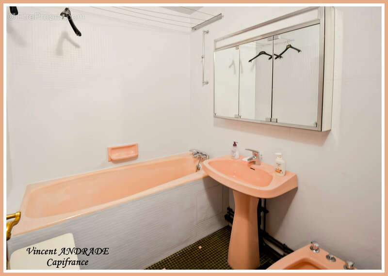 Appartement à PARIS-20E