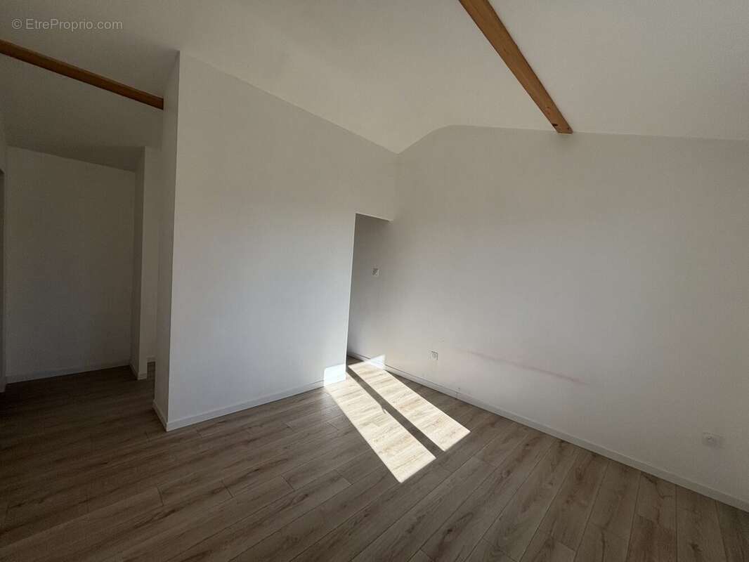 Maison 134 m² à Privas  - photo 7