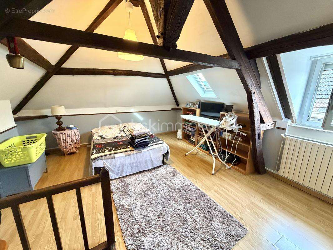 Maison à SAINT-ETIENNE-DU-ROUVRAY