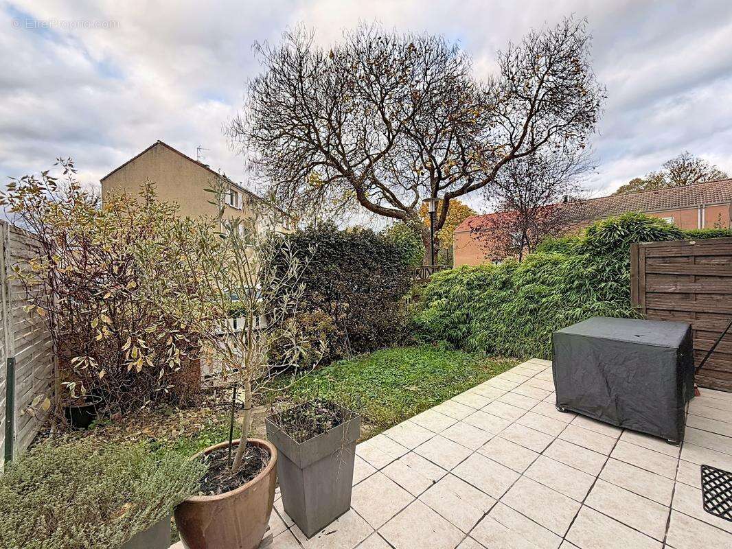 Maison à MONTIGNY-LE-BRETONNEUX