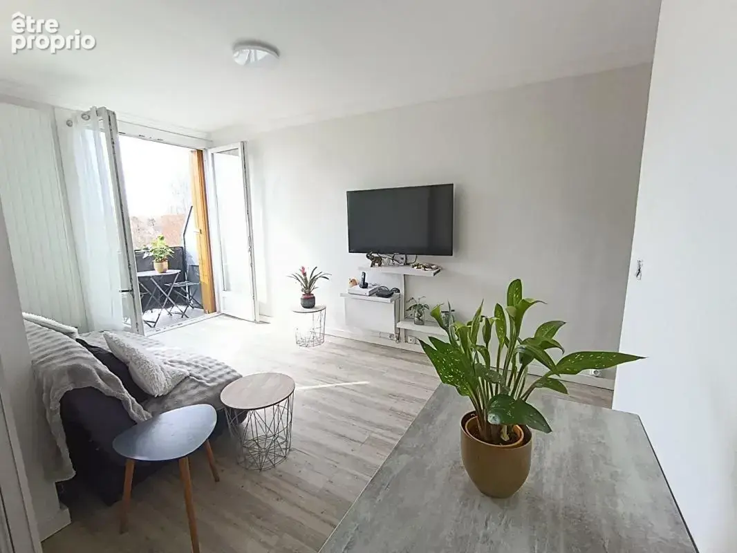 Appartement Combs La Ville 1pièce 32m2 - photo 2