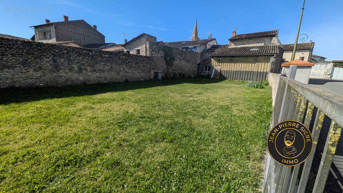 Maison à MARTRES-TOLOSANE