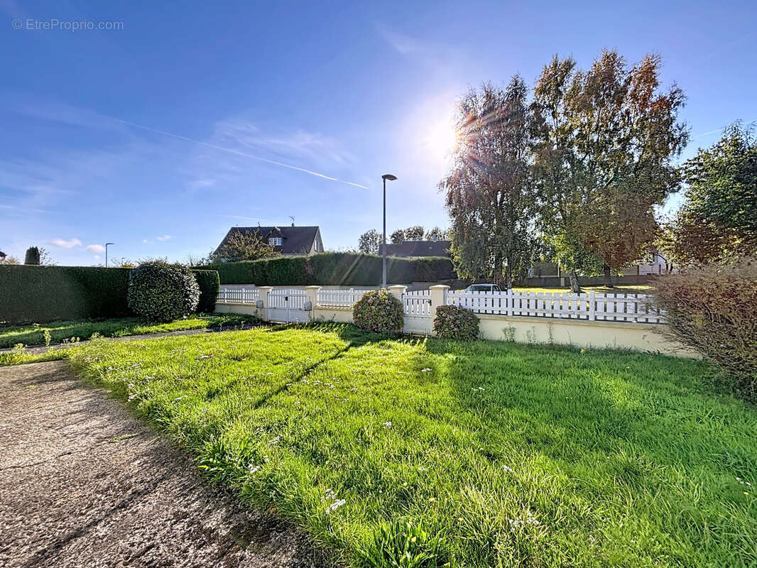 Maison à ISIGNY-SUR-MER