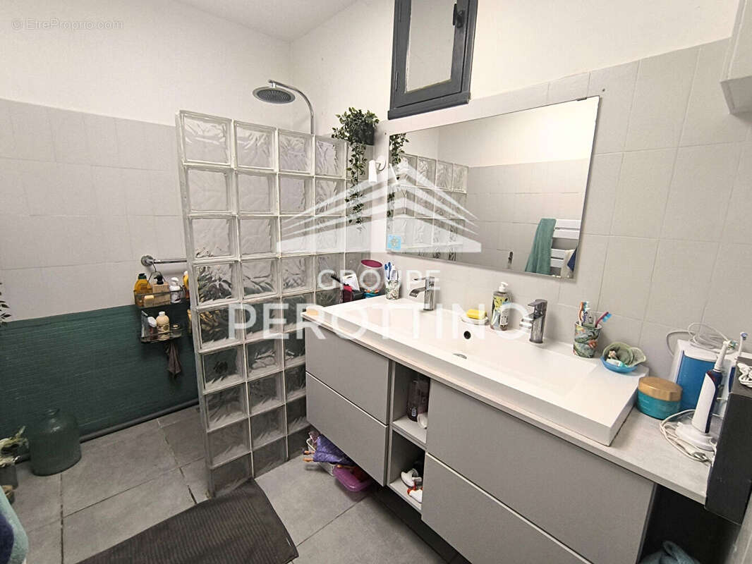 Appartement à TRETS