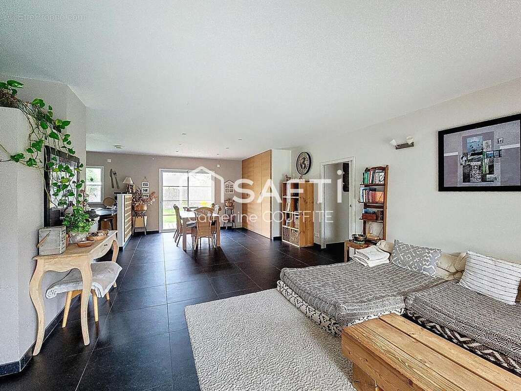 Photo 3 - Maison à LANDIRAS