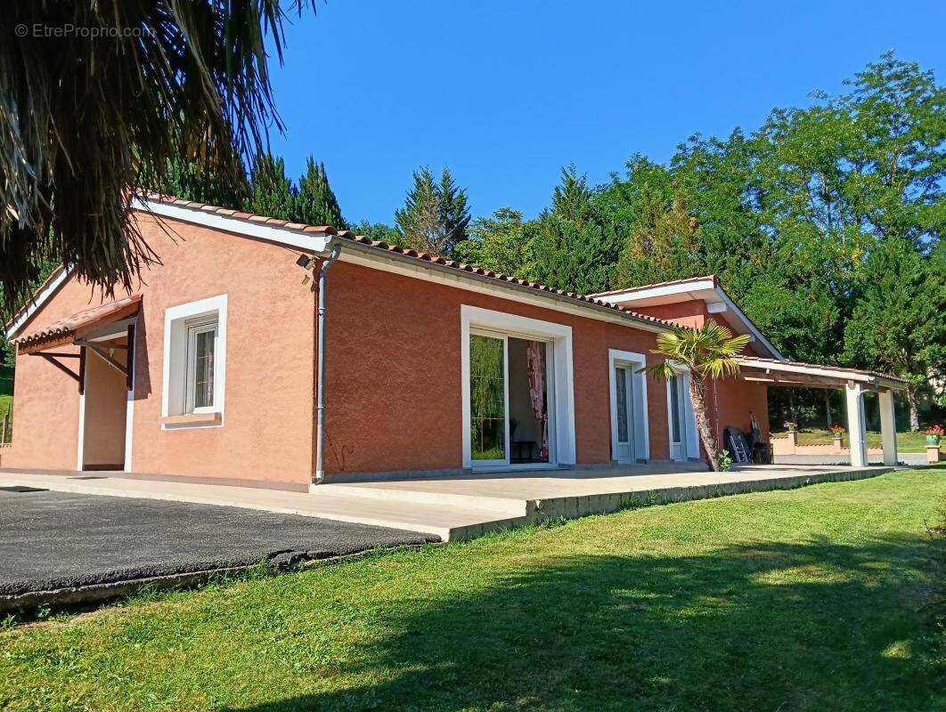 Maison à AUBIN
