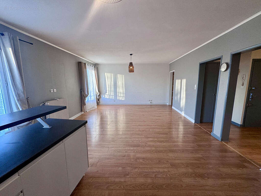 Appartement à PONT-DU-CHATEAU