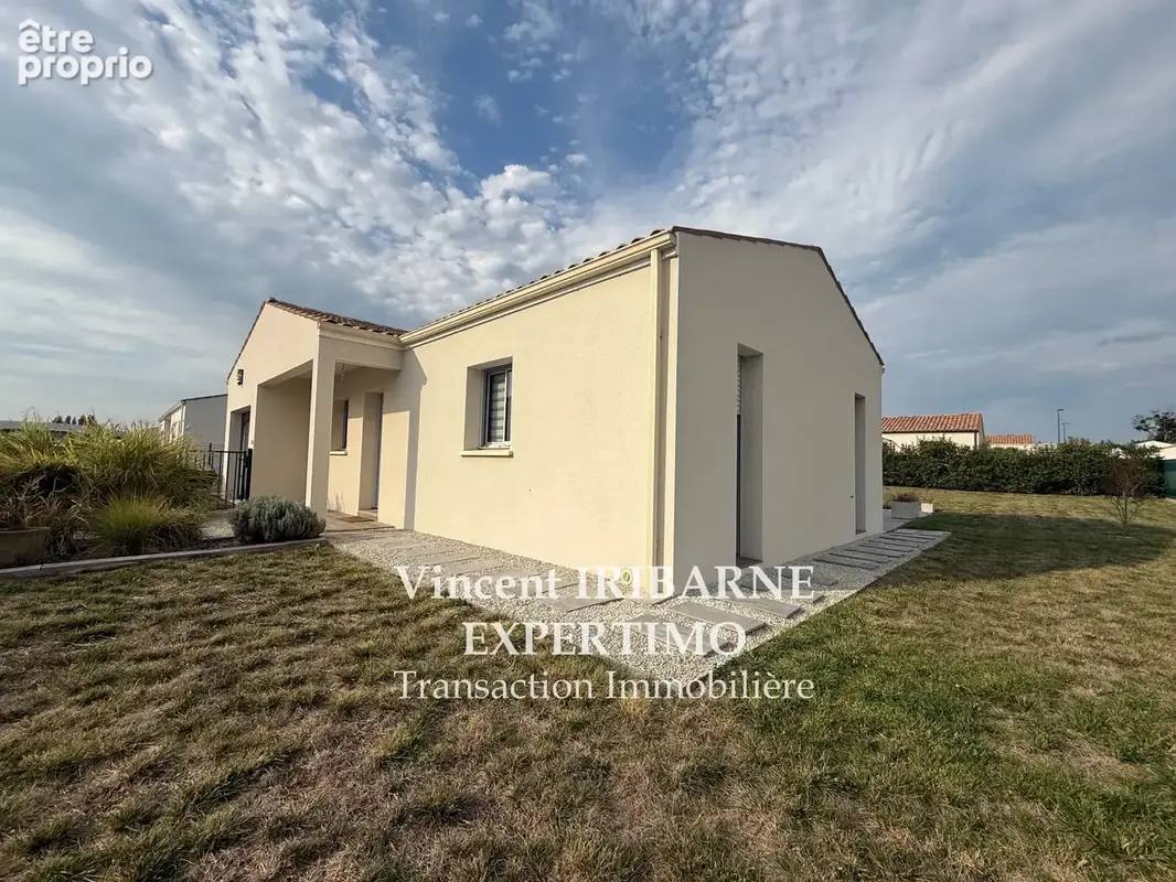 Maison de Plain-Pied, Garage et Jardin - photo 8