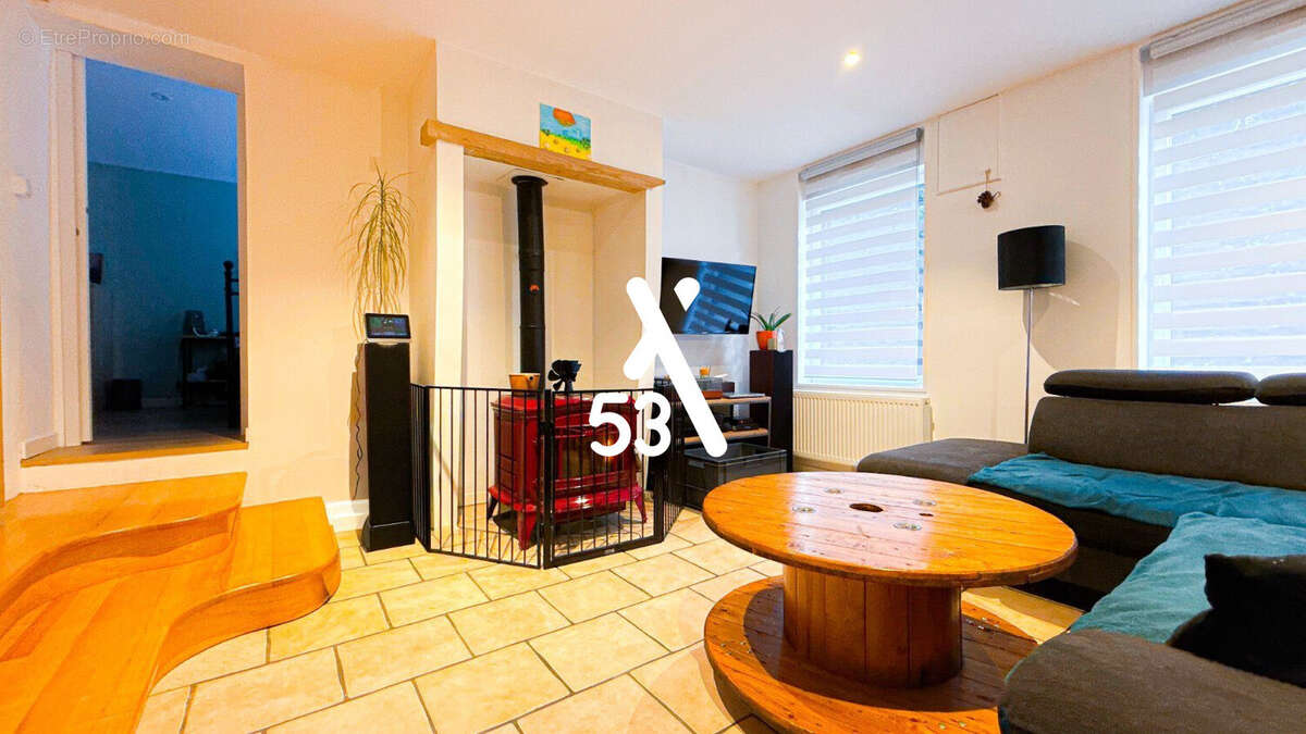 Maison à EPERLECQUES