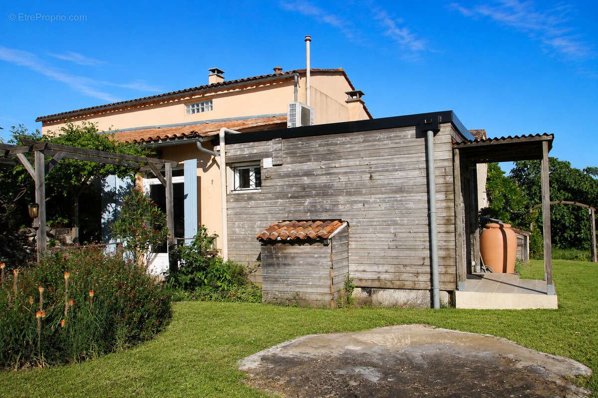 Maison à MESNAC