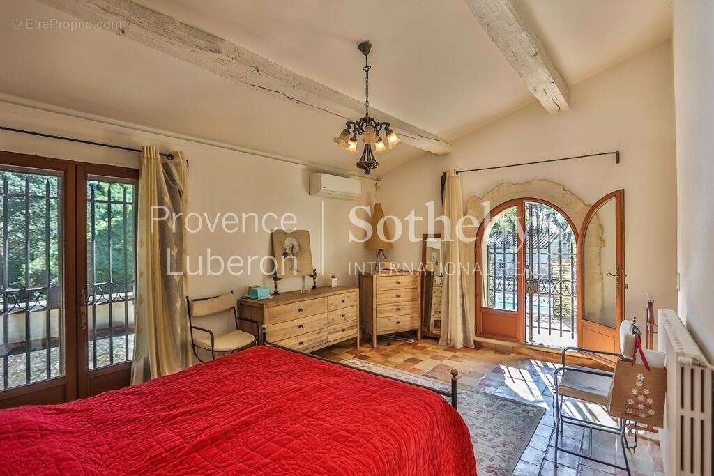 Maison à CHATEAUNEUF-DU-PAPE