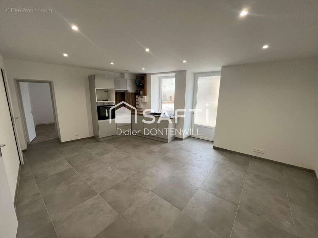 Photo 2 - Appartement à VILLEMOIRIEU