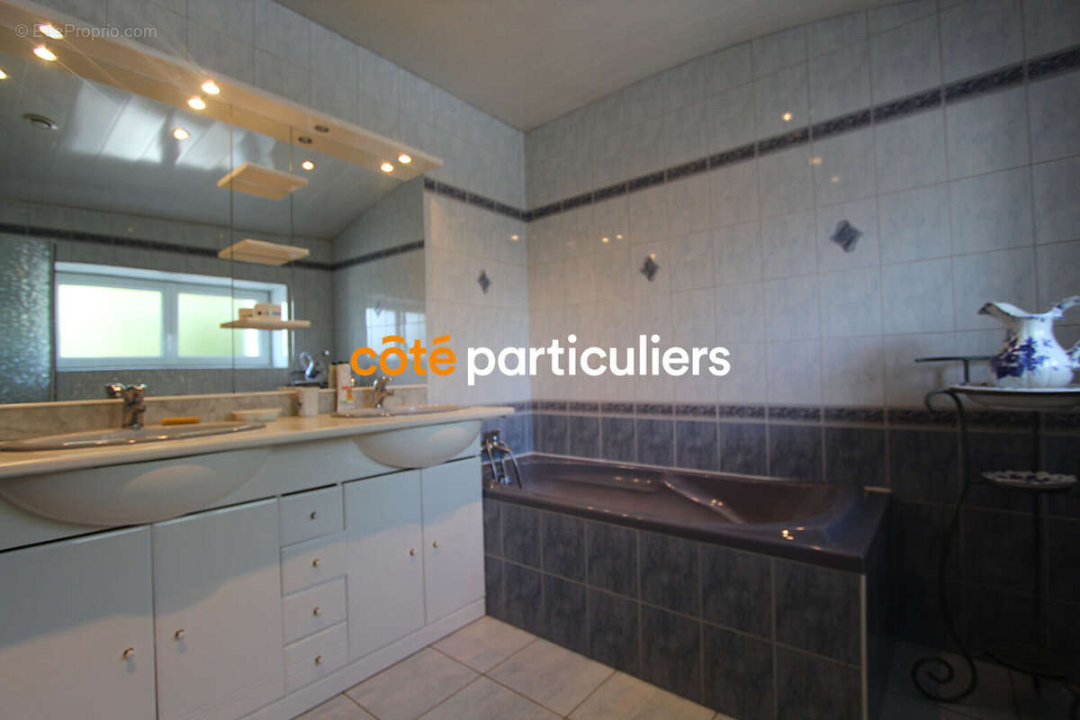 Maison Saint-Michel-en-l'Herm 4 chambres 135 m2 - photo 6