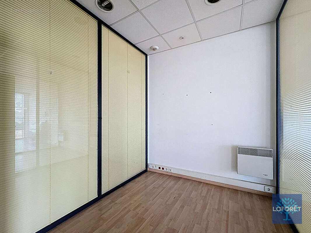 Commerce à SAINT-GILLES-CROIX-DE-VIE