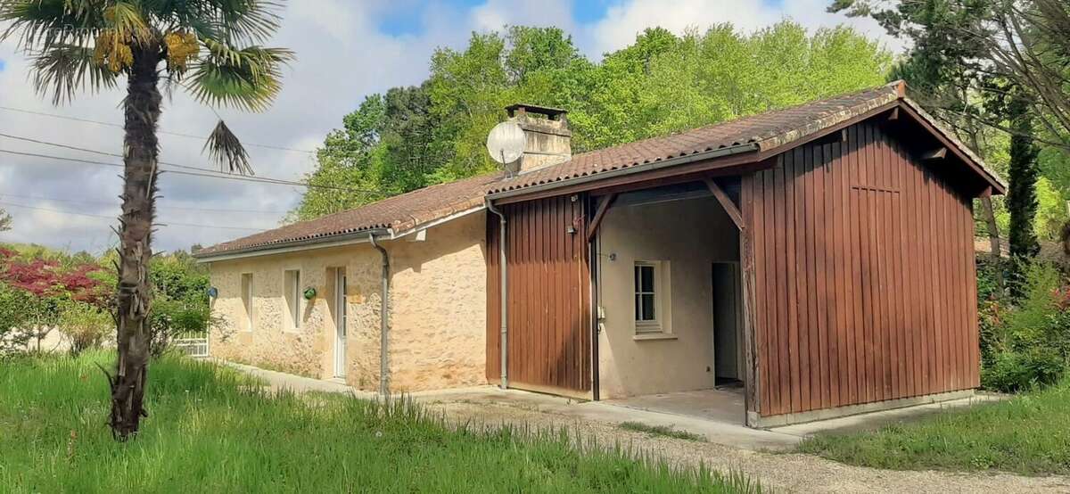 Maison 84 m² à Uzeste  - photo 2