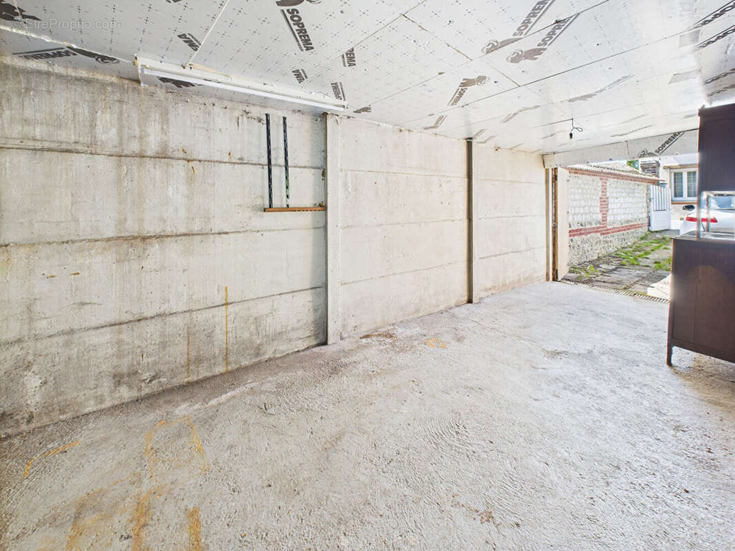 Maison à TOURVILLE-LA-RIVIERE