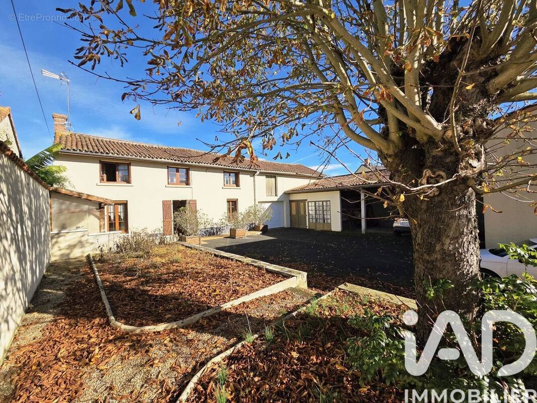 Photo 1 - Maison à AULNAY