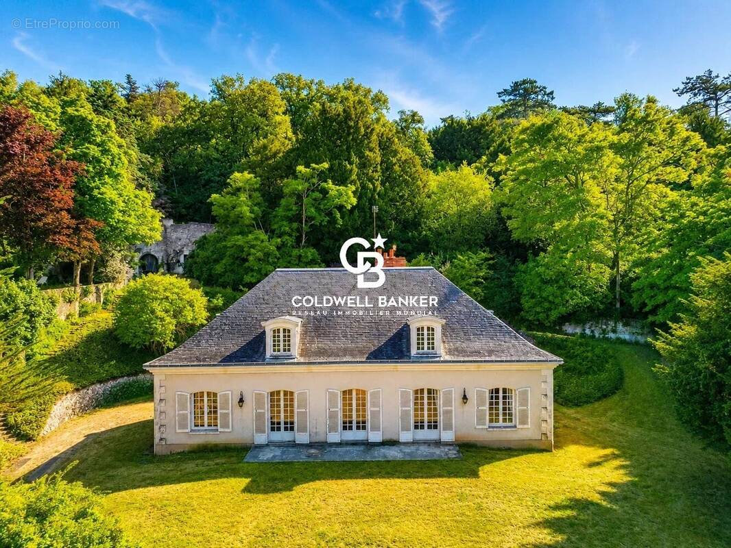 Maison à ROCHECORBON