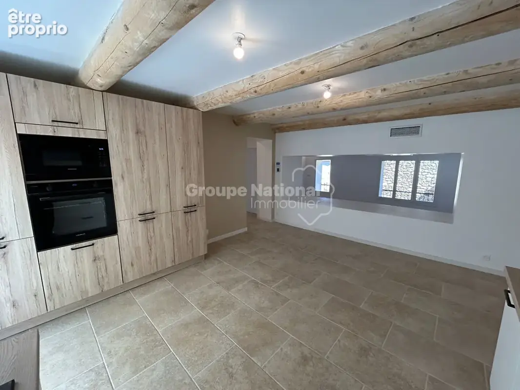Maison de village rénovée d'environ 137 m² avec jardin, piscine et garage - châteauneuf-du-pape - photo 6