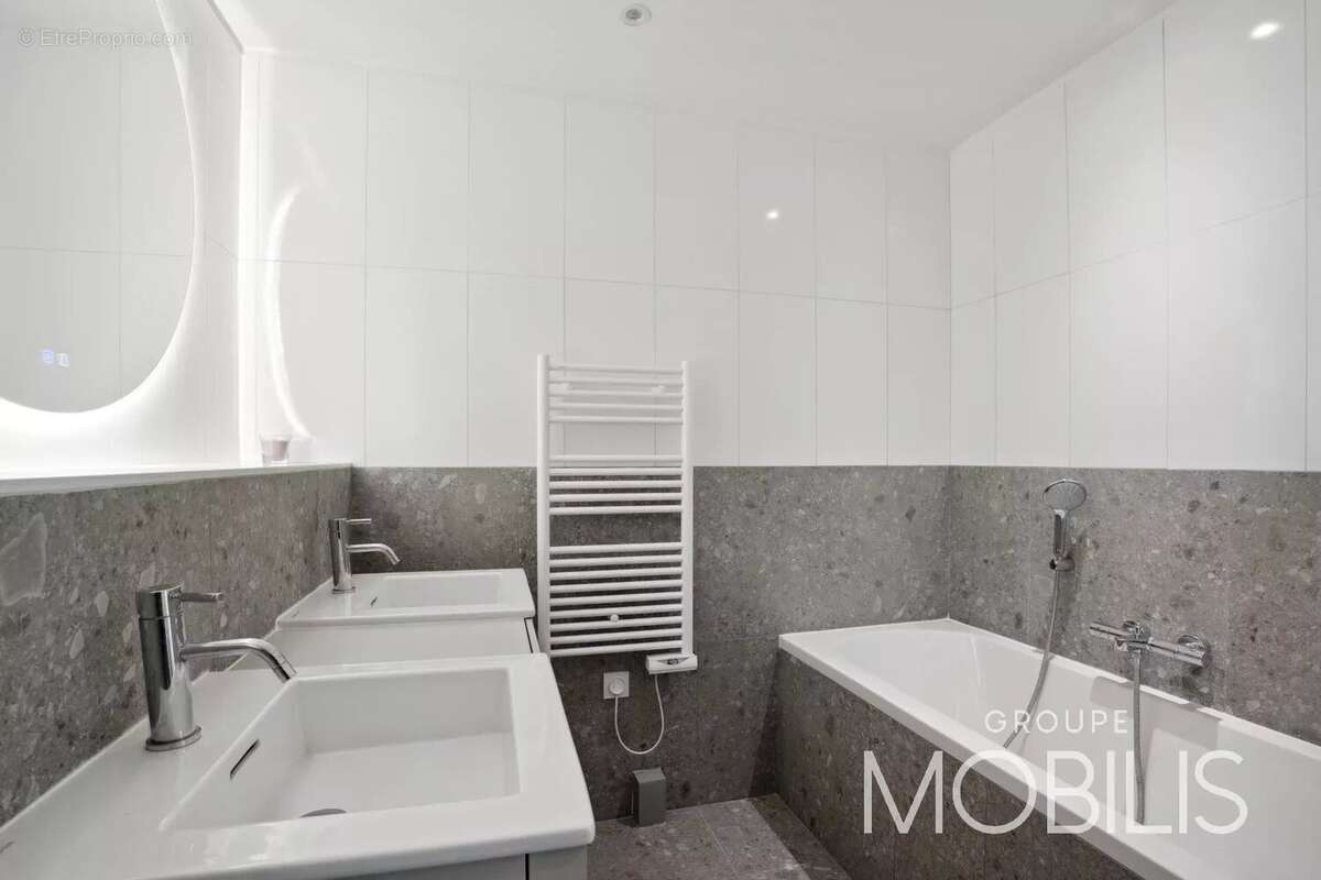 Maison à LEVALLOIS-PERRET