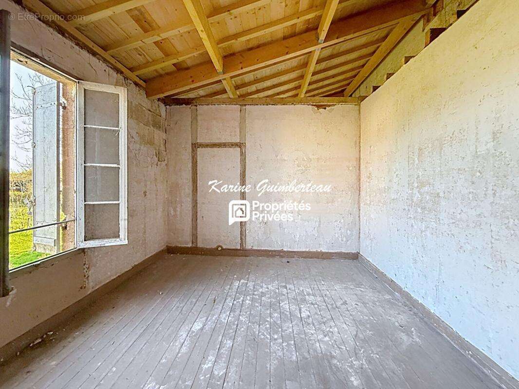 Maison à SAINT-EMILION