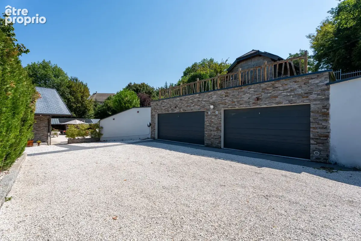 EXCLUSIVITE ! À Mûres - Villa très bon état - Piscine - Terrain 2758 m2 - photo 22
