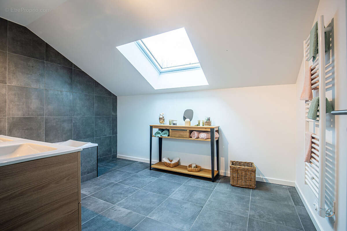 Maison à ALBY-SUR-CHERAN