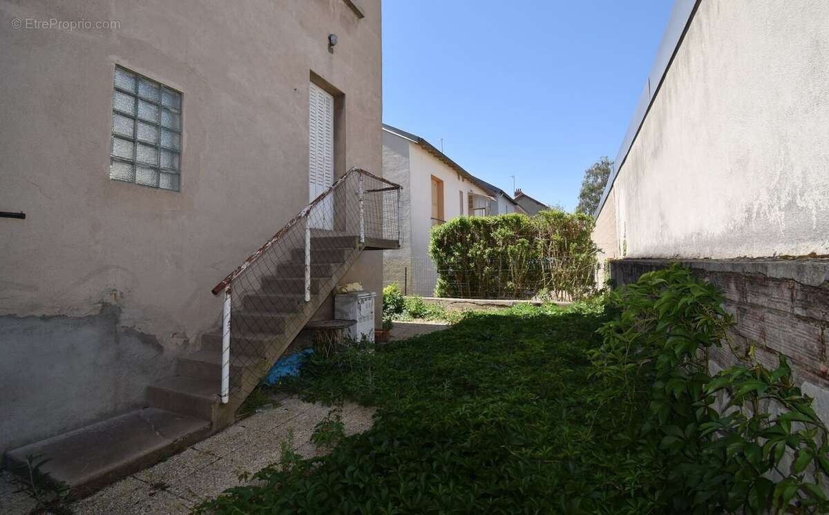 Maison à BELLERIVE-SUR-ALLIER