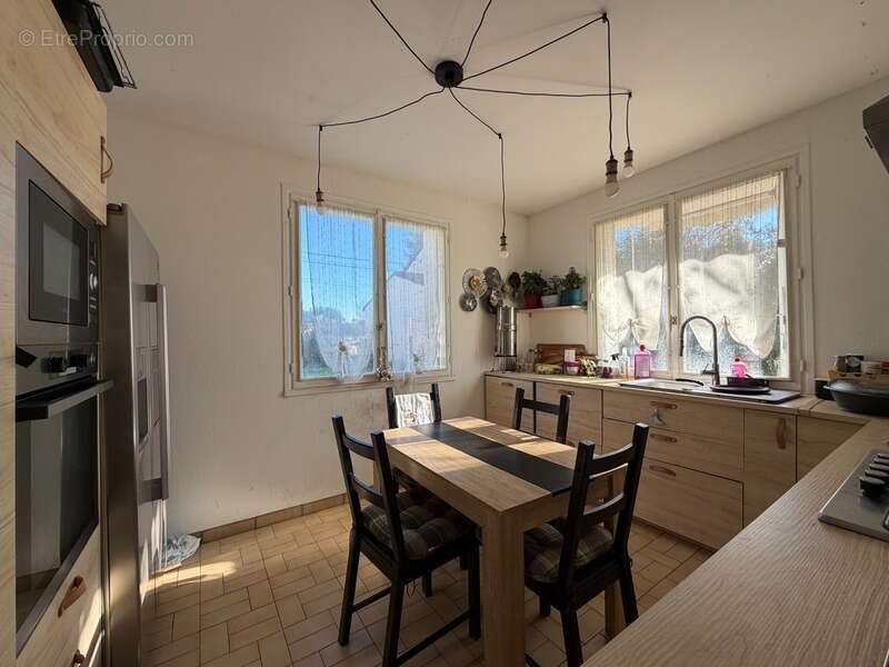 Maison à SAINT-SULPICE