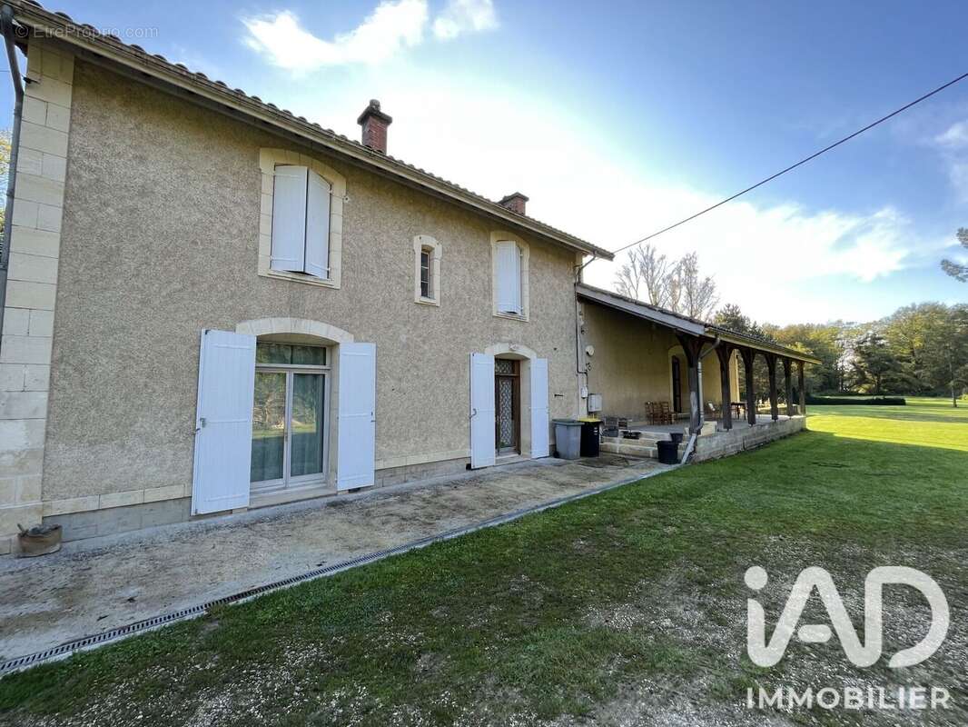 Photo 9 - Maison à BELLEFOND