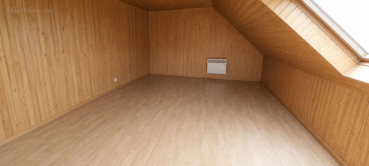 Nouveauté, grand appartement avec parking en sous sol. - photo 7