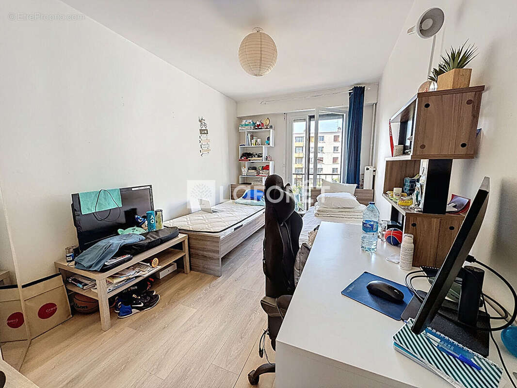 Appartement à CHAMPIGNY-SUR-MARNE