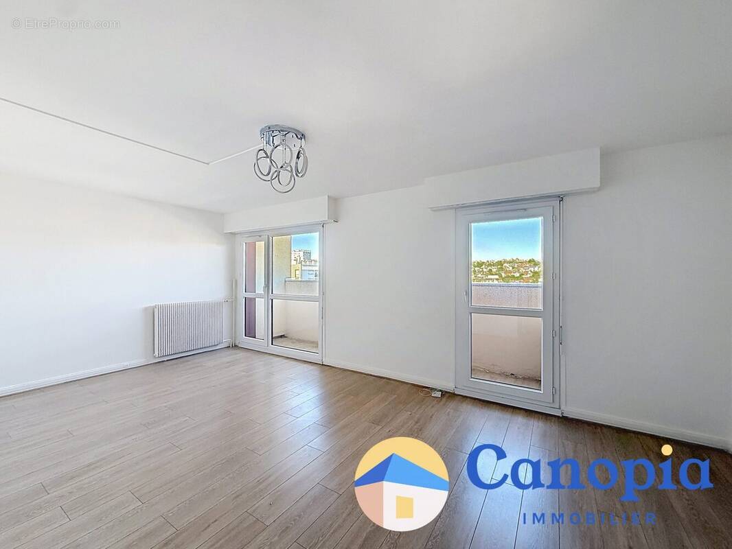 Appartement à CACHAN