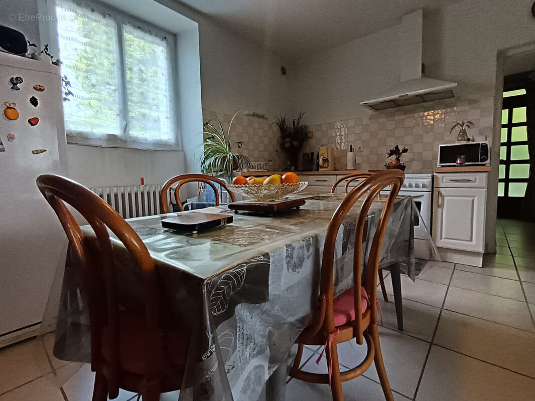Maison à FEYTIAT