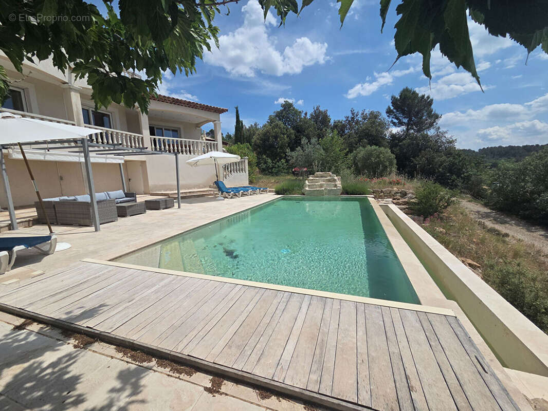 Maison à BARJOLS