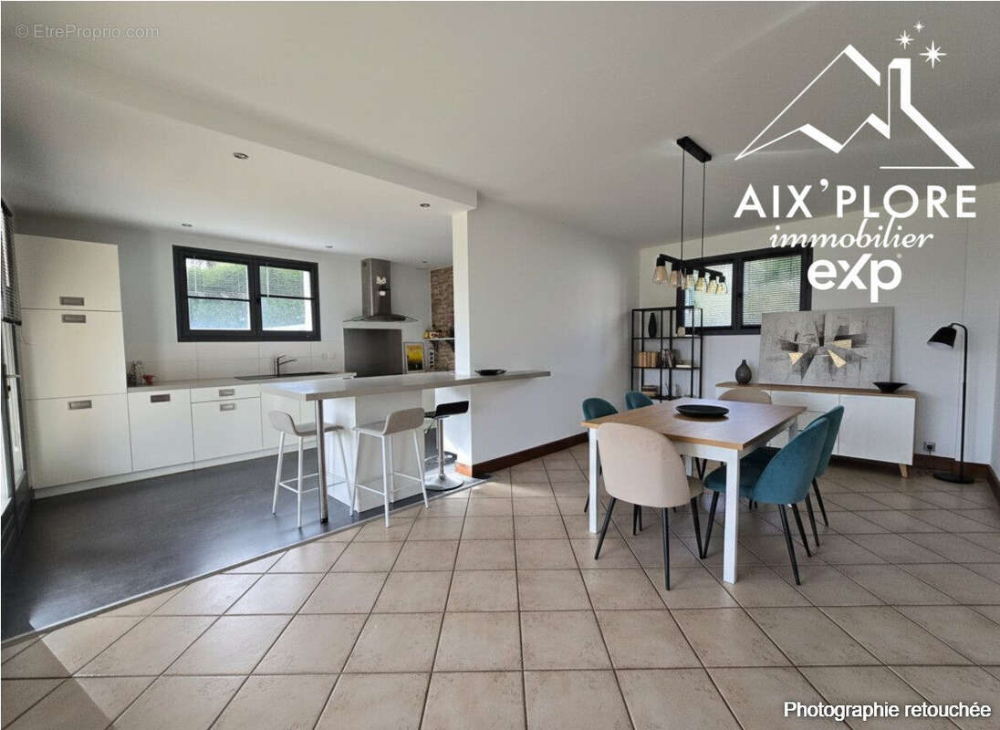 Maison 184 m² à Albens  - photo 3