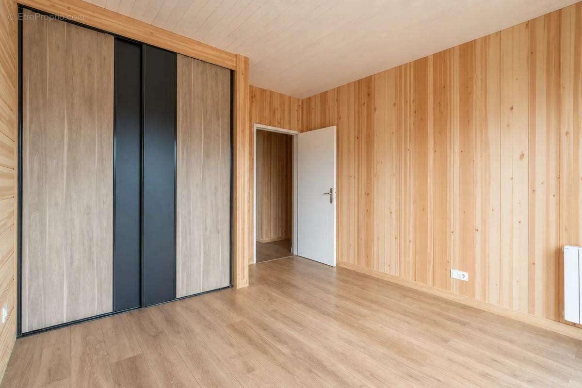 Maison neuve 6 pièces avec jardin à Arès - photo 6
