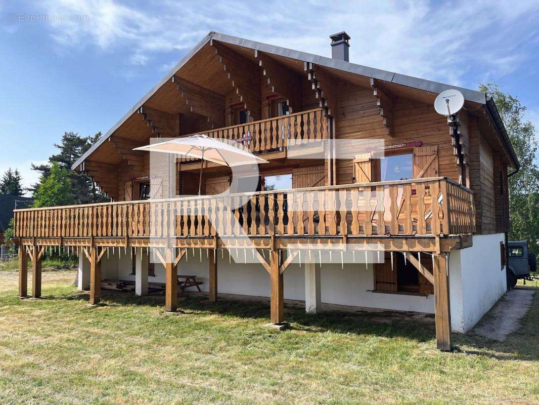 Maison à SAINT-SAUVEUR-CAMPRIEU