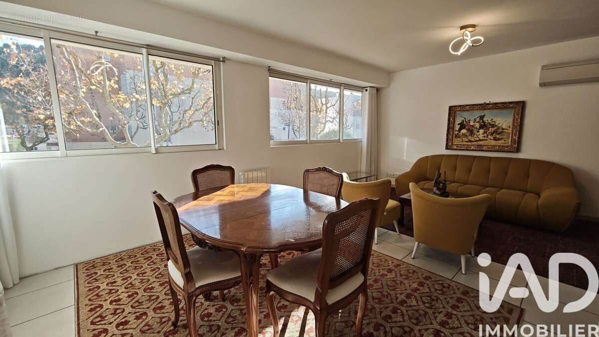 Photo 2 - Appartement à CARNOUX-EN-PROVENCE