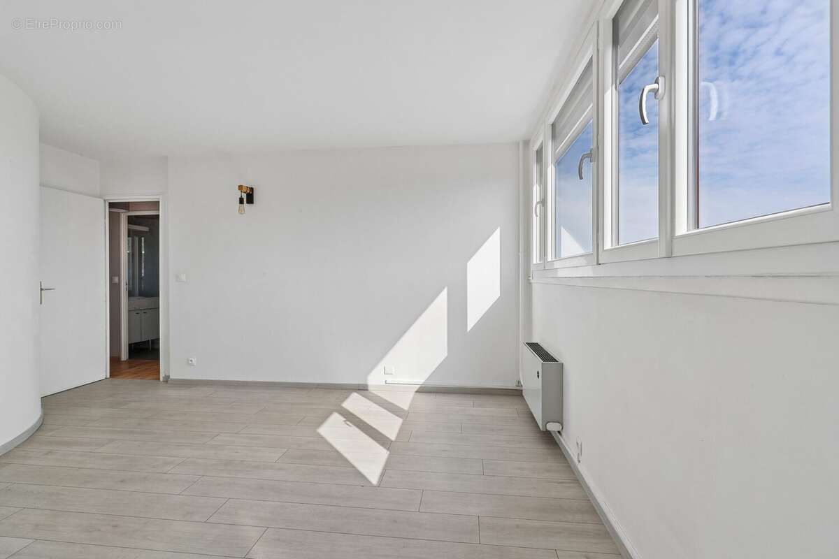 Appartement à ROSNY-SOUS-BOIS