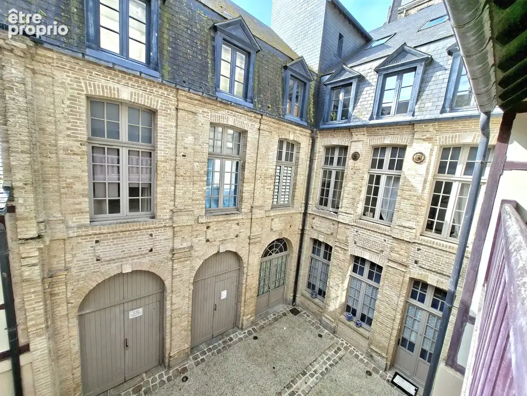 Studio meublé - env. m2 hab. - photo 3