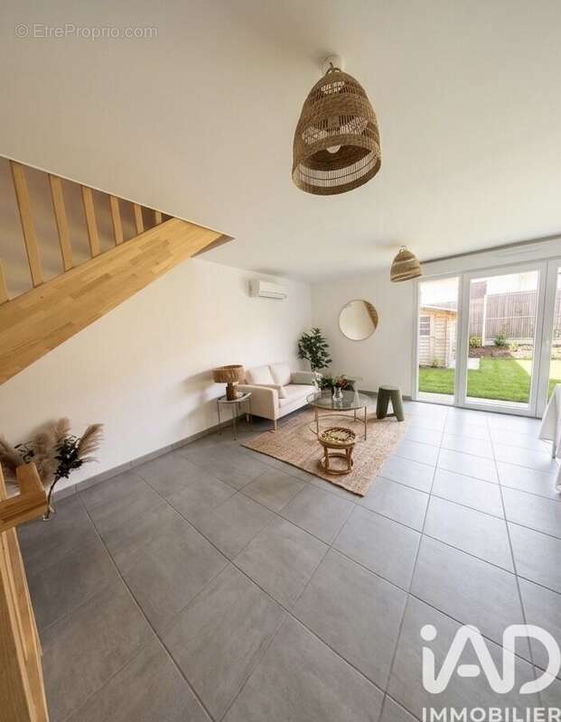 Maison 67 m² à Bassens  - photo 4