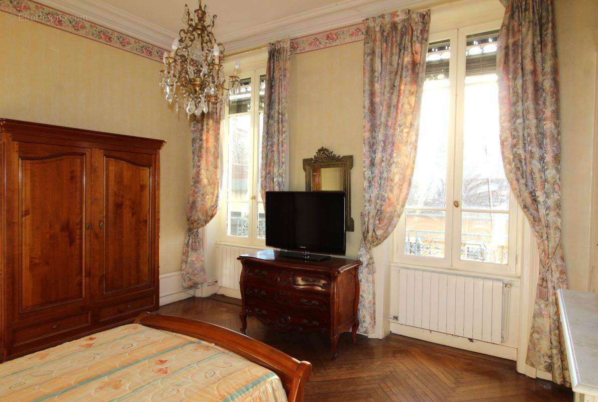 Appartement à LYON-7E