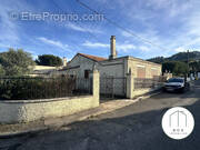 Maison à CHATEAUNEUF-LES-MARTIGUES