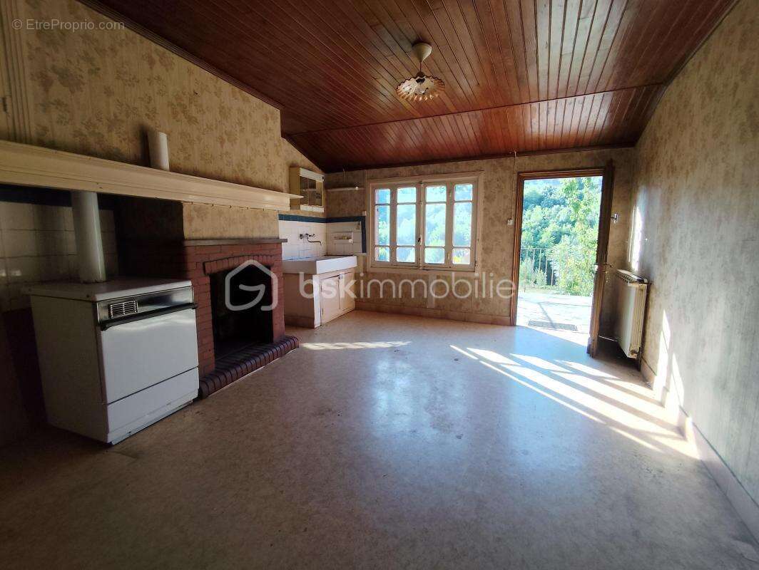 Maison à SAINT-ETIENNE-D&#039;ALBAGNAN