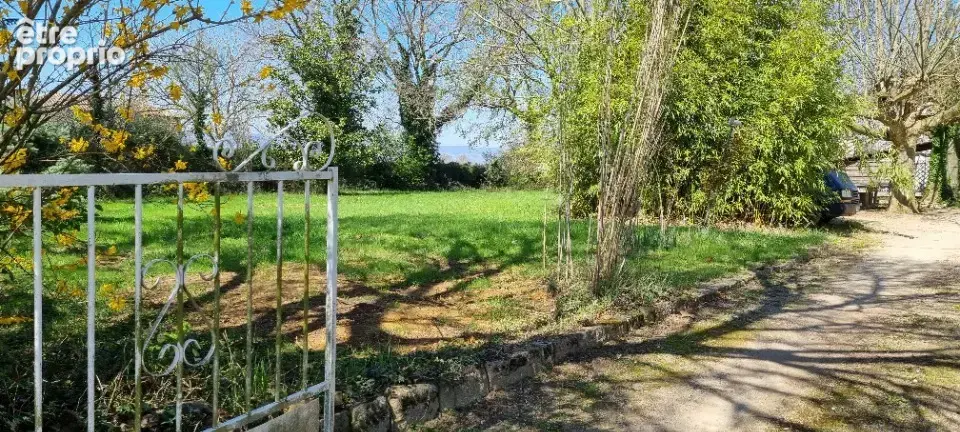 Terrain 383 m² à vendre à Saint-Priest (69800) - photo 2