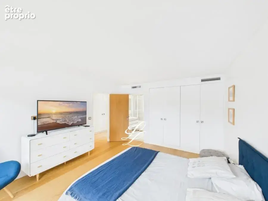 Appartement 86 m² à Paris-8e  - photo 5