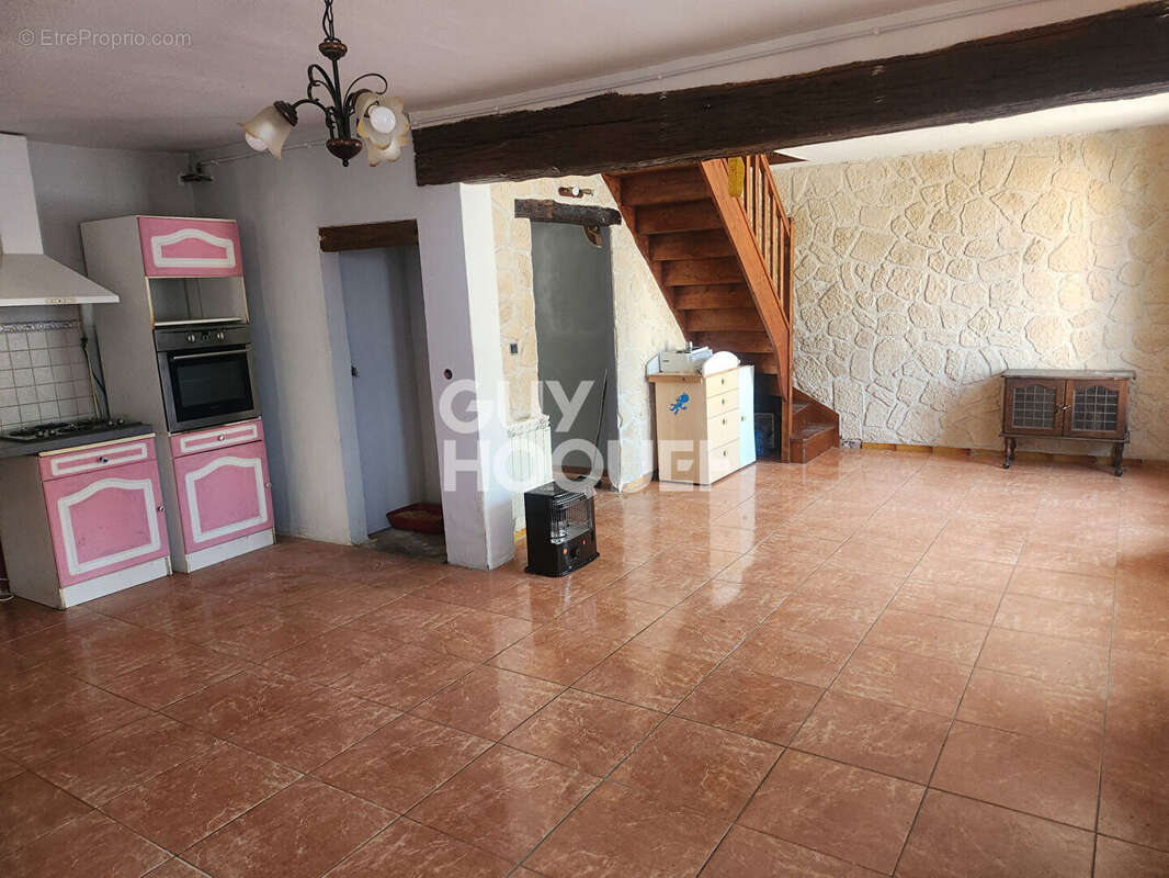 VENTE d'une maison de 5 pièces (141 m²) à 12 minutes de PROVINS - photo 5