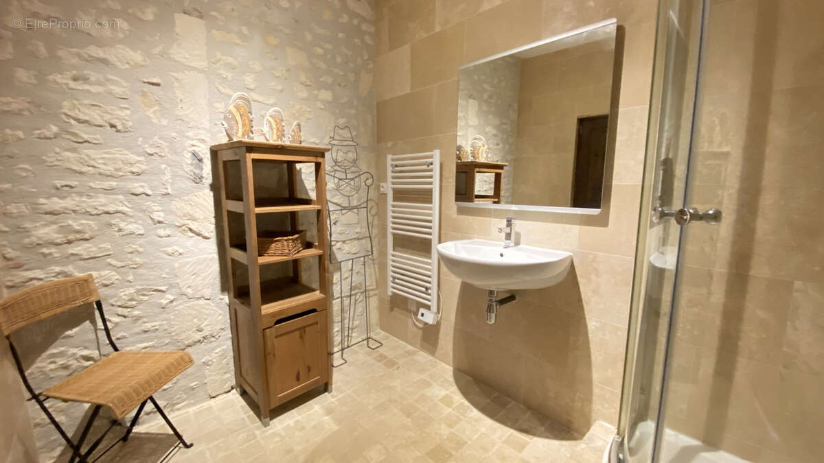 Maison à MORTAGNE-SUR-GIRONDE